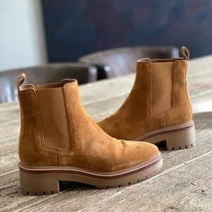 TORY BURCH Chelsea Lug Boot In Rhum
Leather